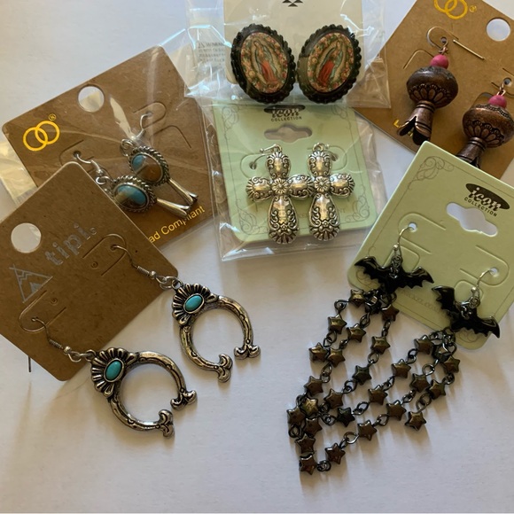 Multiple Pairs Boho Earring Set - Picture 5 of 7